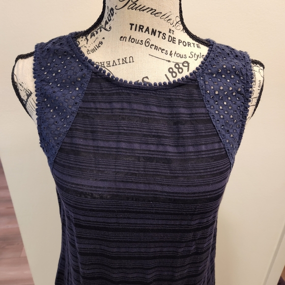 Lucky Brand Tops - Lucky Brand size small tank top